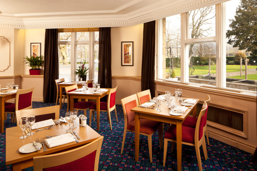 mercure-bradford-bankfield-hotel-restaurant-05-lr-230312 The Brasserie restaurant at Mercure Bradford Bankfield Hotel